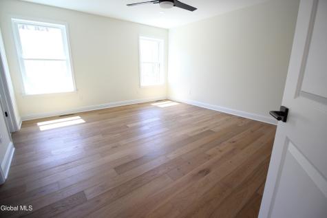 13 A Wyatt's Way Clifton Park NY 12065