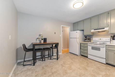 7 Acorn Avenue Clifton Park NY 12065
