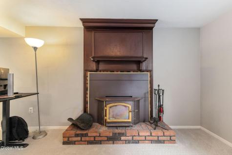7 Acorn Avenue Clifton Park NY 12065