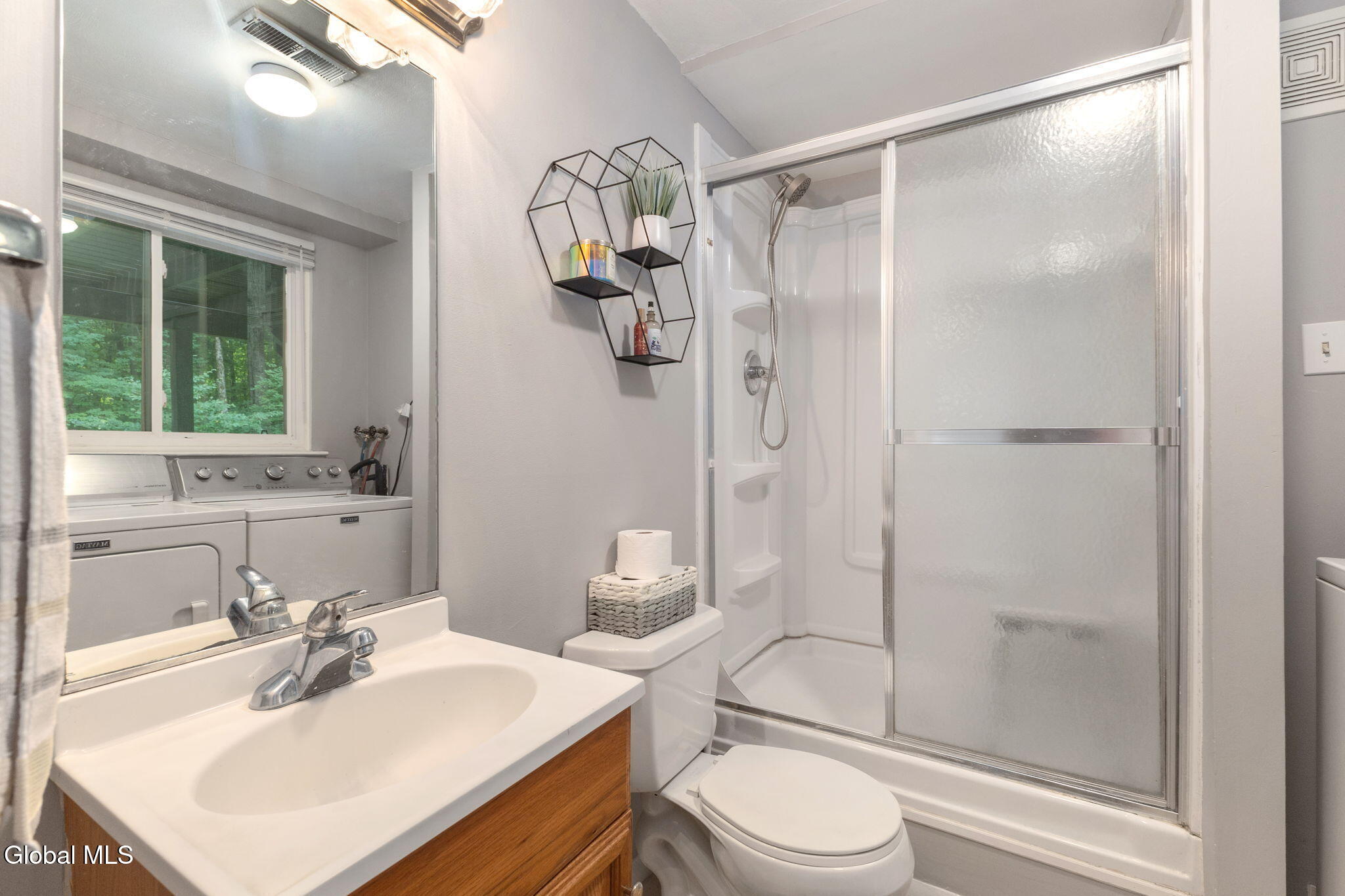 7 Acorn Avenue Clifton Park NY 12065