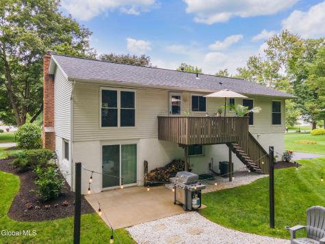 7 Acorn Avenue Clifton Park NY 12065