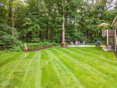 7 Acorn Avenue Clifton Park NY 12065