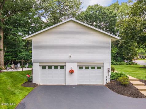 7 Acorn Avenue Clifton Park NY 12065