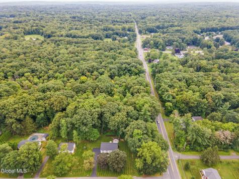 7 Acorn Avenue Clifton Park NY 12065