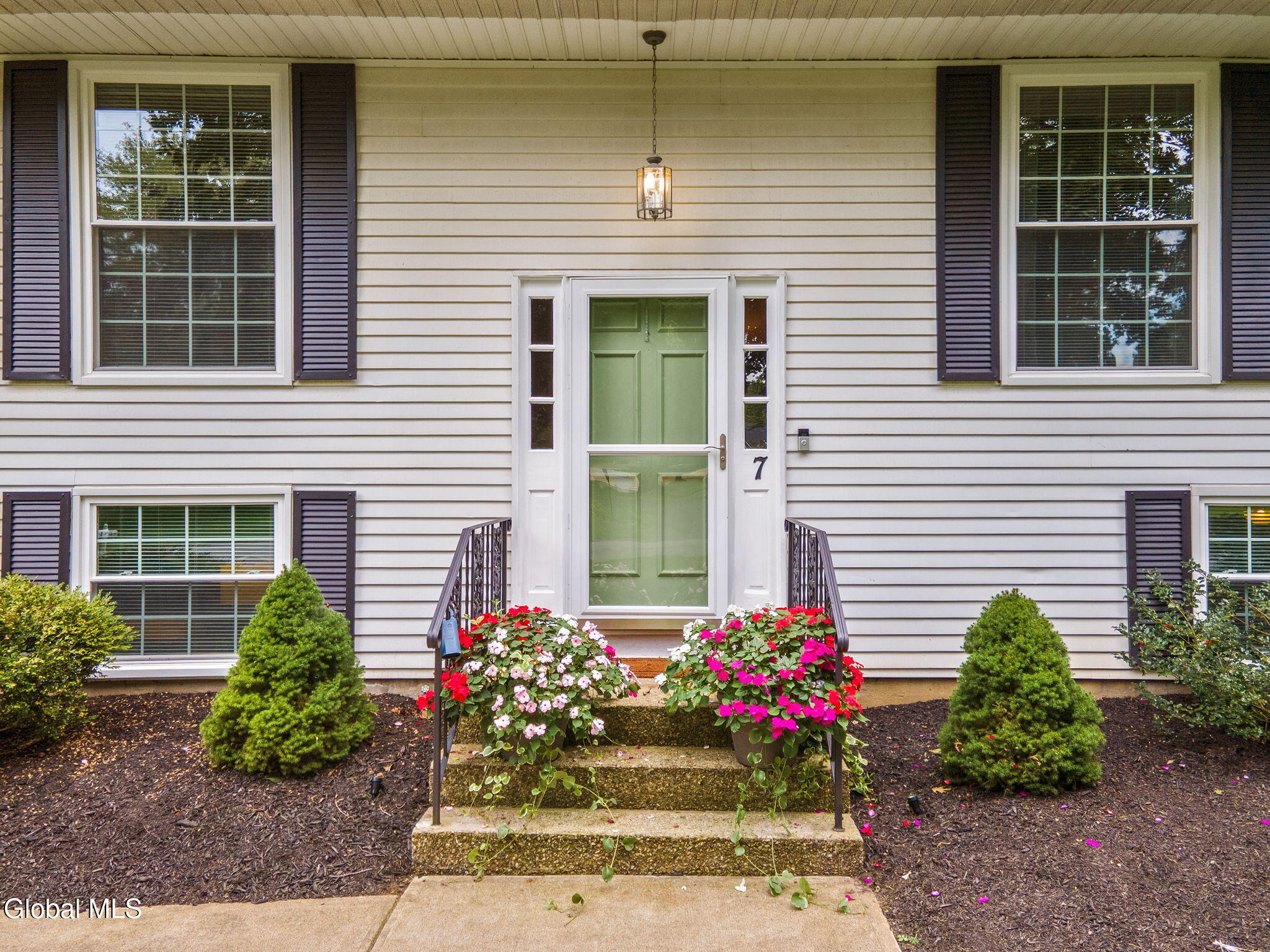7 Acorn Avenue Clifton Park NY 12065