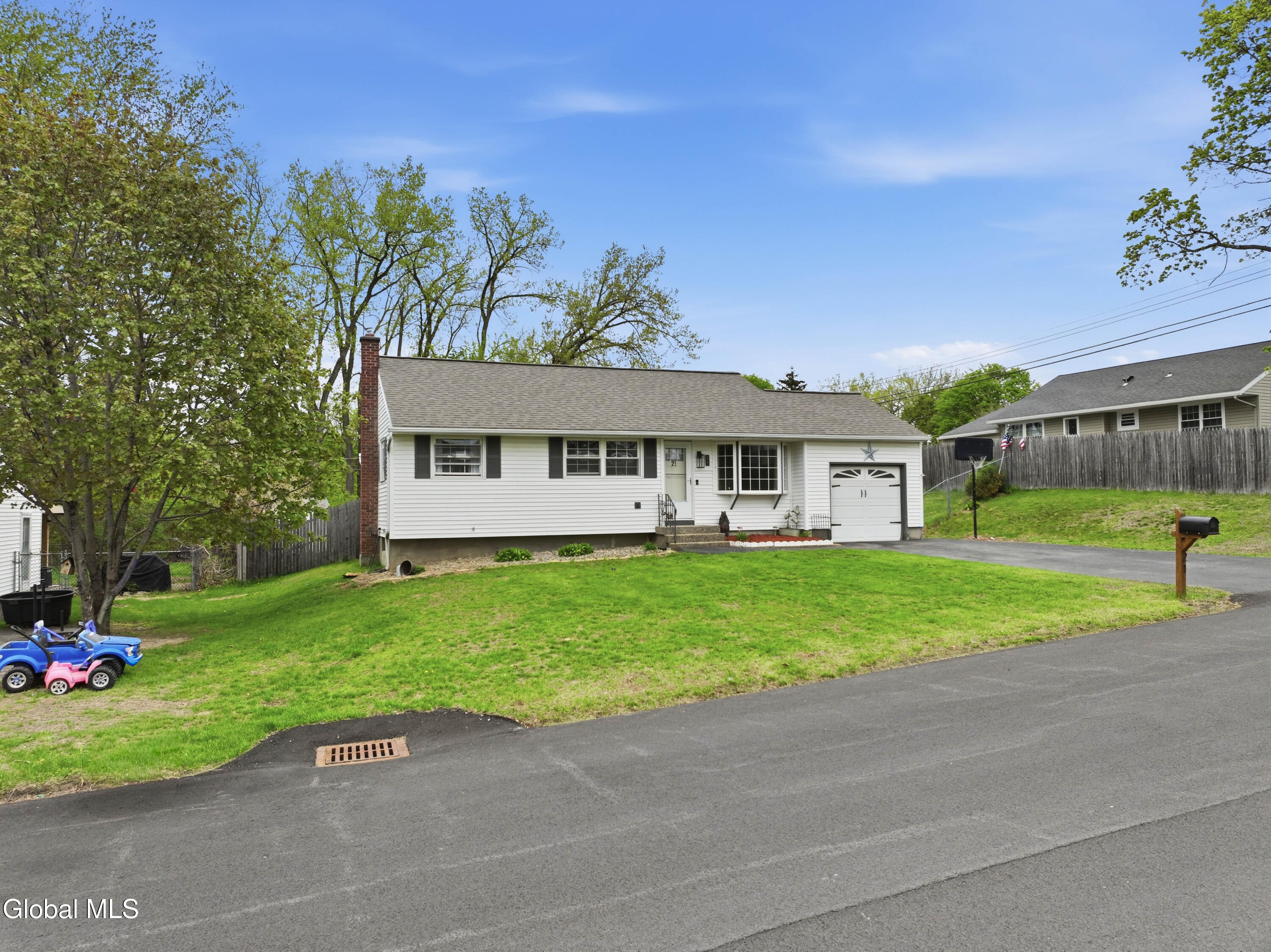 21 Twilight Terrace Loudonville NY 12211