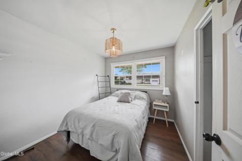 21 Twilight Terrace Loudonville NY 12211