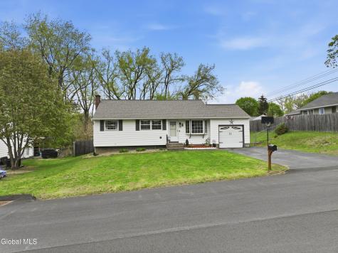21 Twilight Terrace Loudonville NY 12211