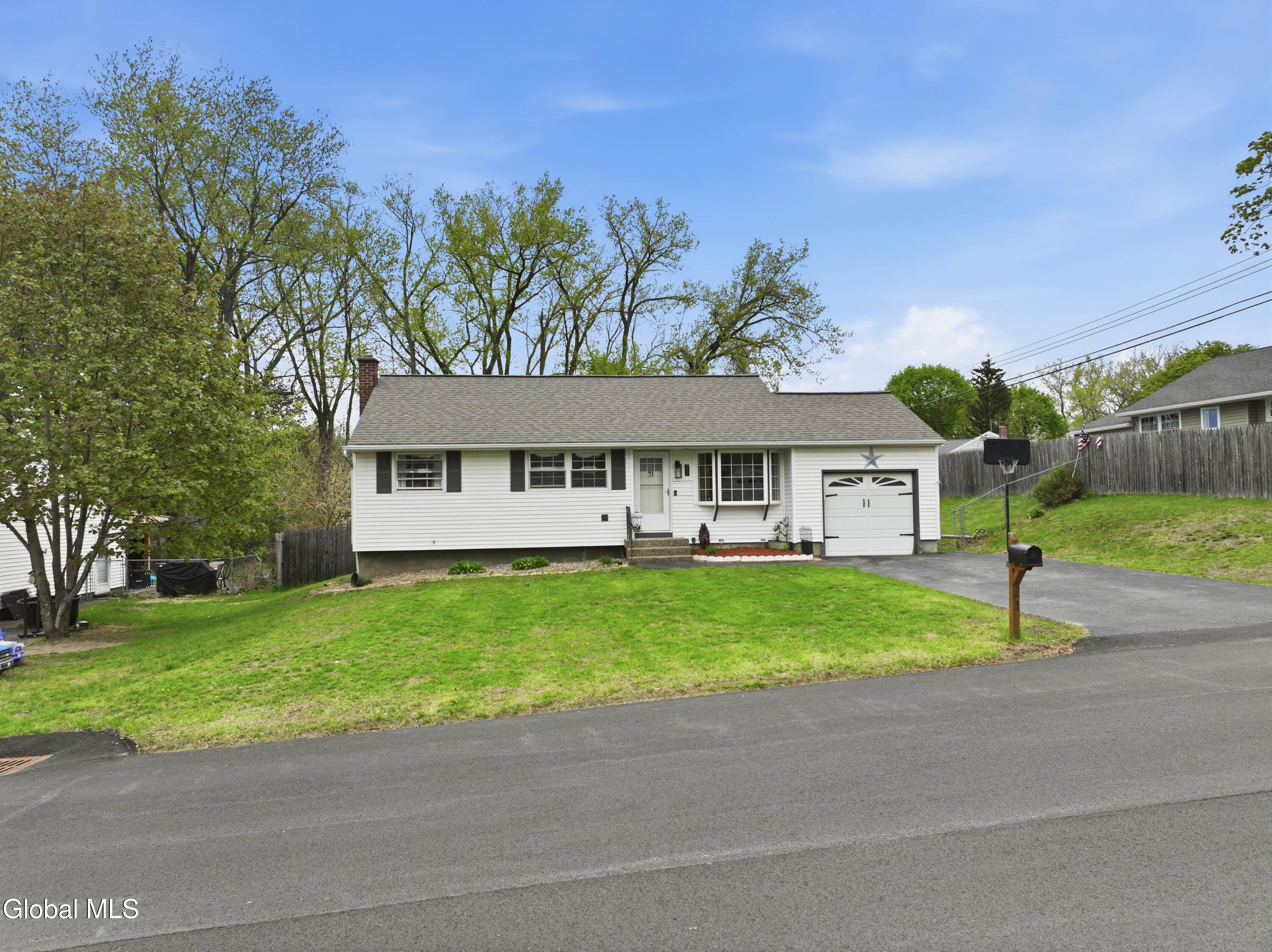 21 Twilight Terrace Loudonville NY 12211