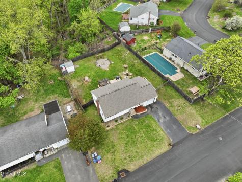 21 Twilight Terrace Loudonville NY 12211