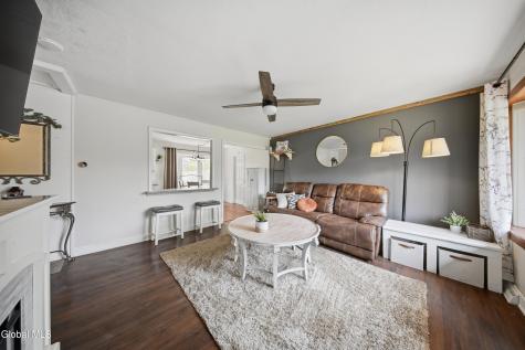 21 Twilight Terrace Loudonville NY 12211