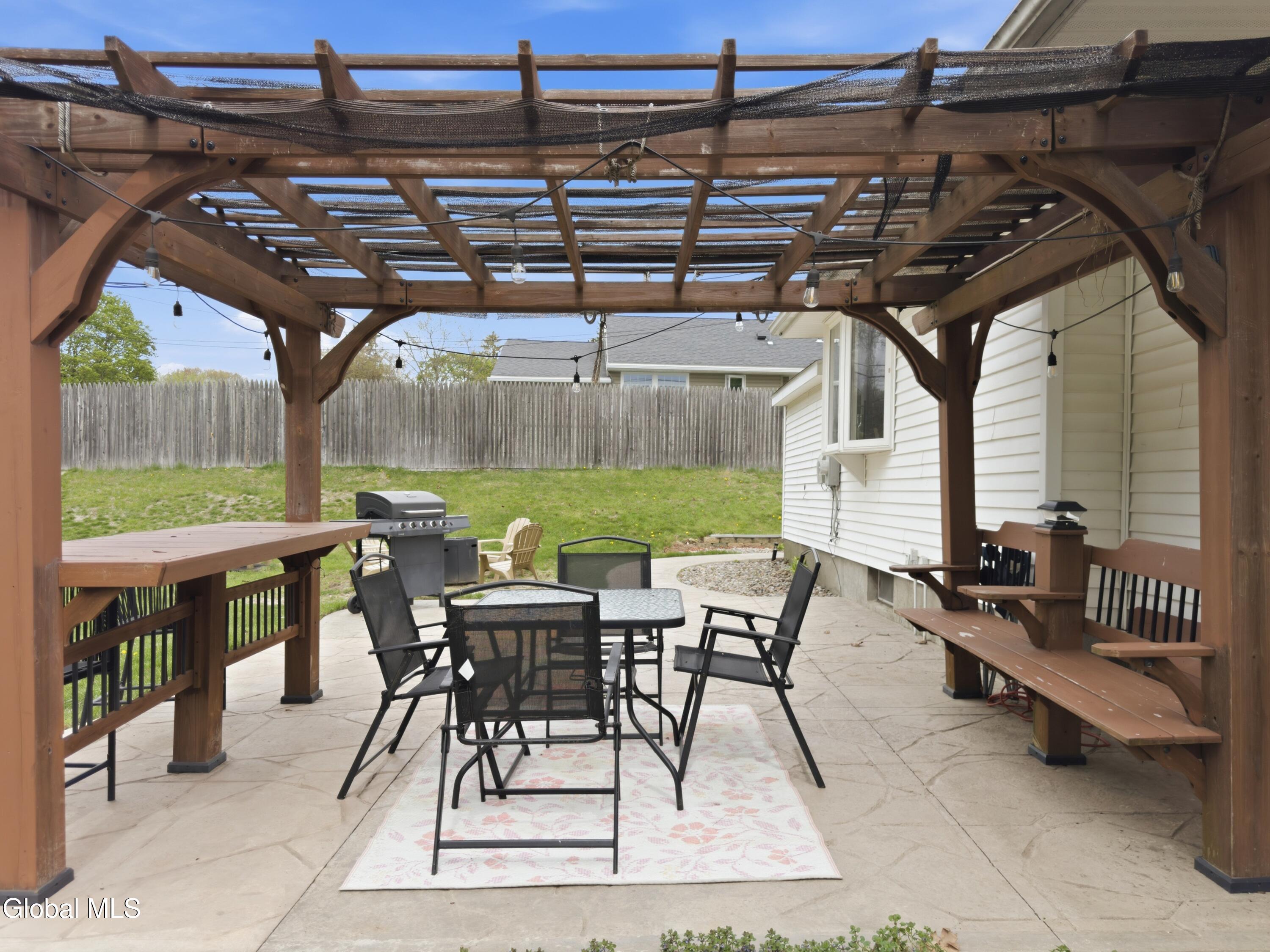 21 Twilight Terrace Loudonville NY 12211