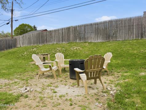 21 Twilight Terrace Loudonville NY 12211