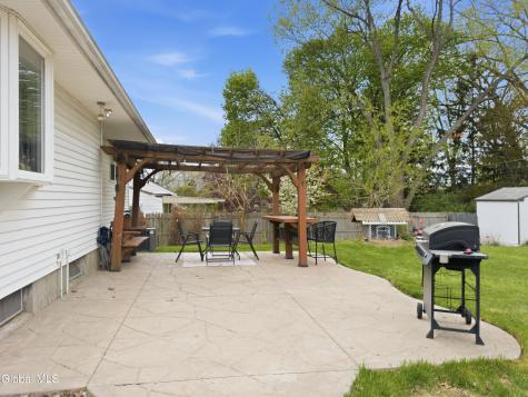 21 Twilight Terrace Loudonville NY 12211