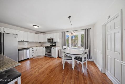 21 Twilight Terrace Loudonville NY 12211