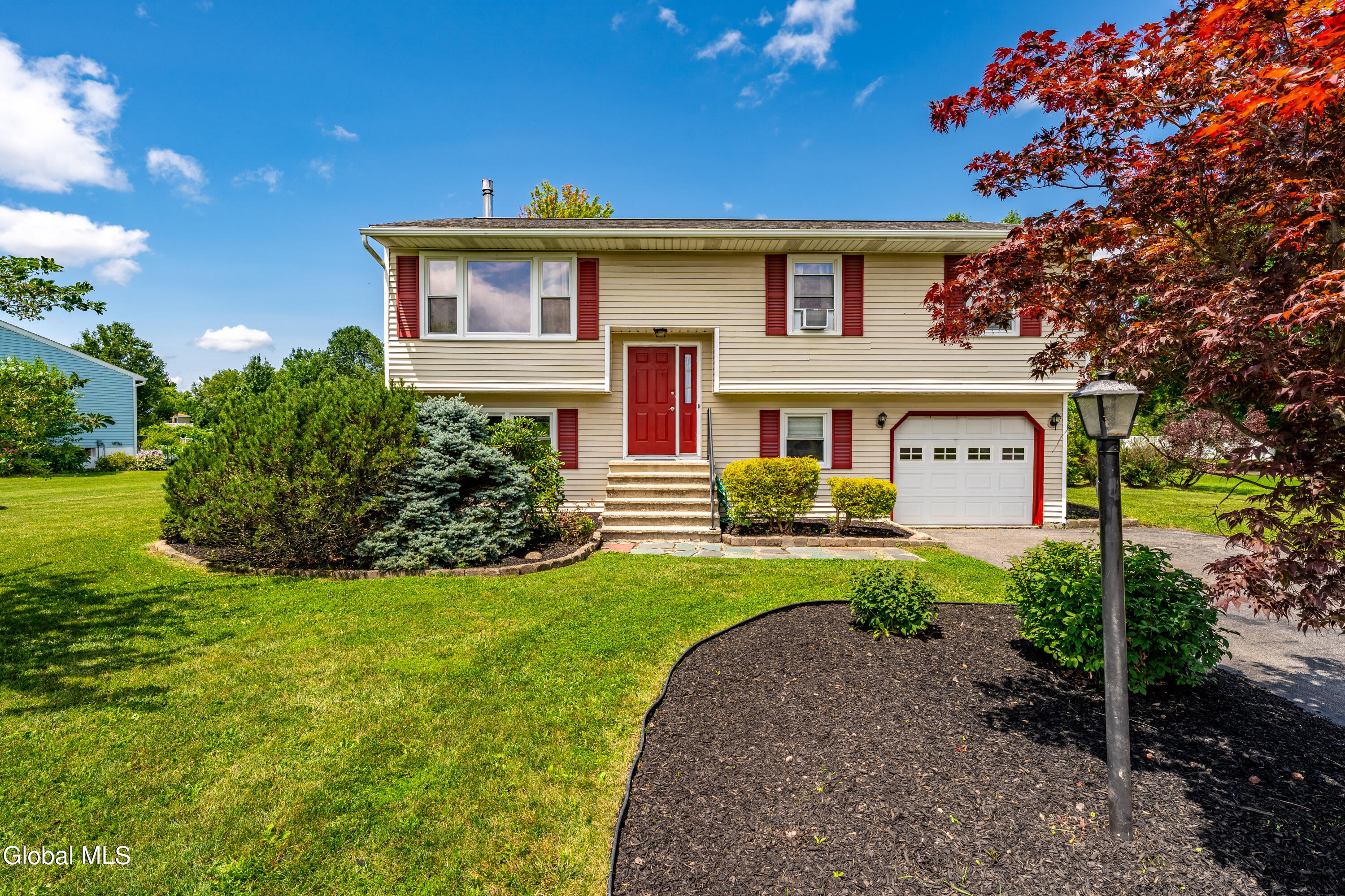5 Suncrest Drive Waterford NY 12188
