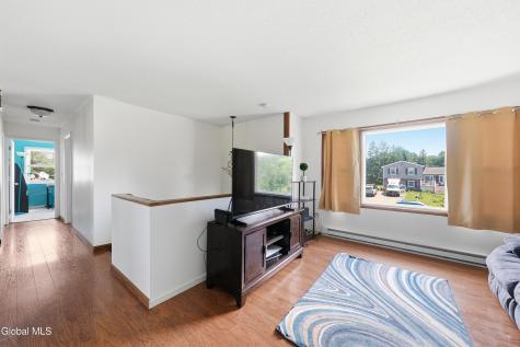 5 Suncrest Drive Waterford NY 12188