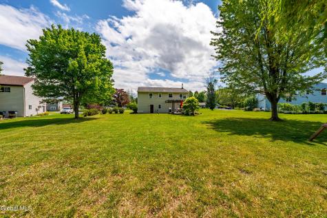5 Suncrest Drive Waterford NY 12188