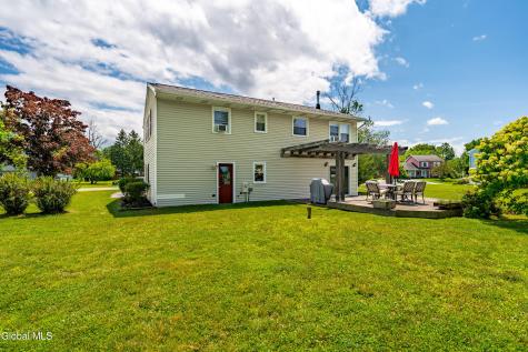 5 Suncrest Drive Waterford NY 12188