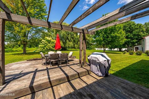 5 Suncrest Drive Waterford NY 12188