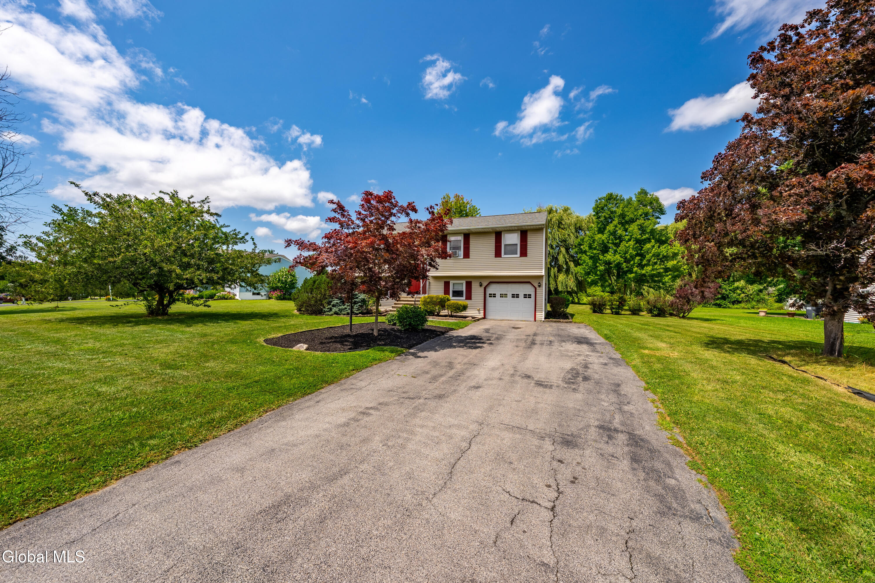 5 Suncrest Drive Waterford NY 12188