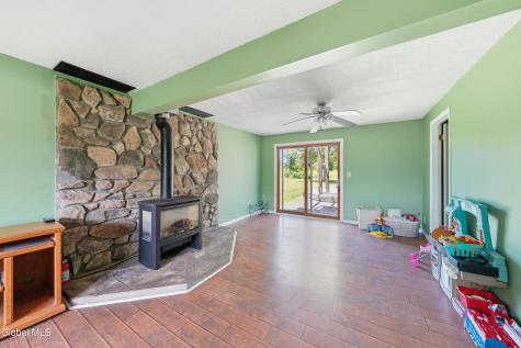 5 Suncrest Drive Waterford NY 12188