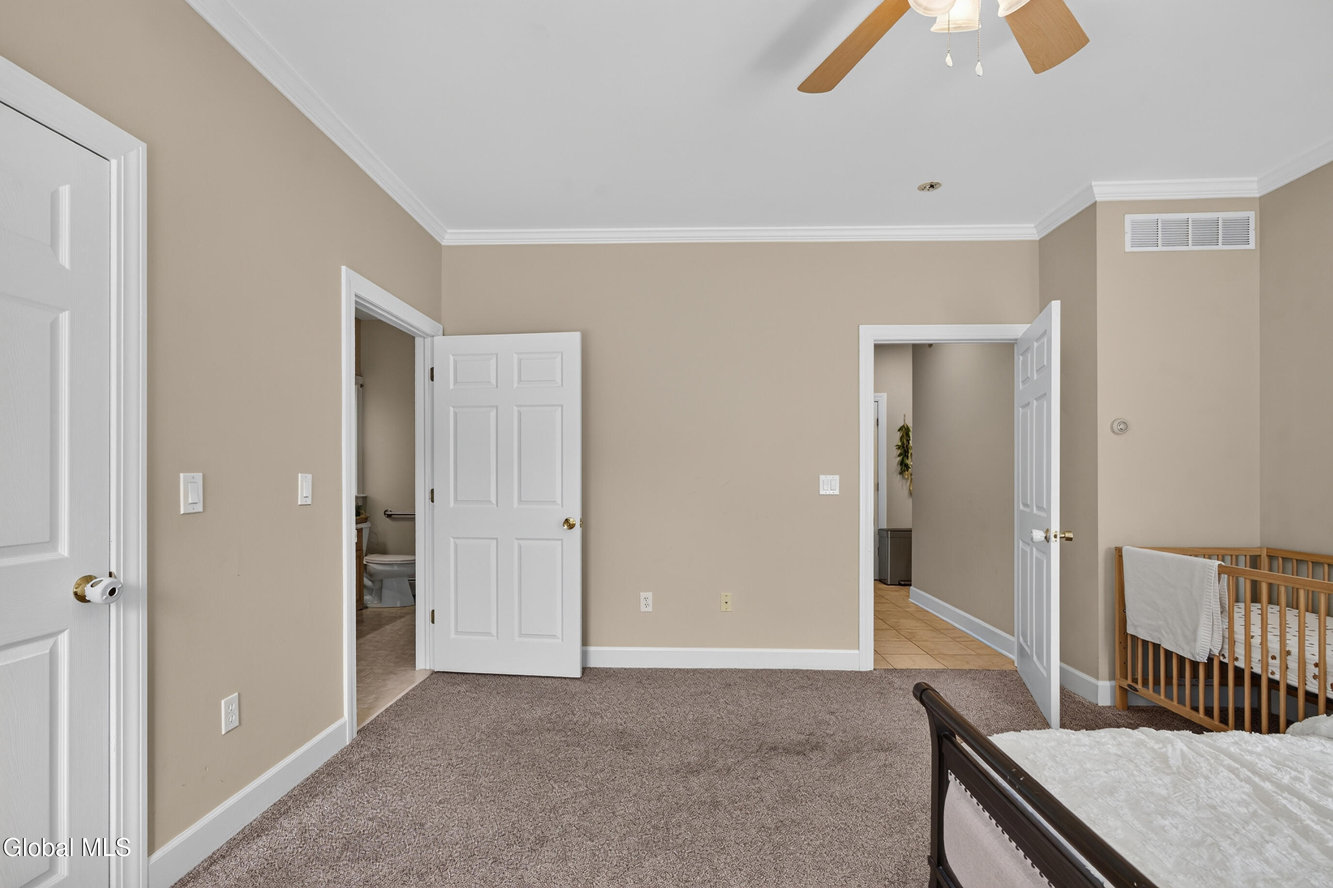 39 Schwaber Drive Niskayuna NY 12309