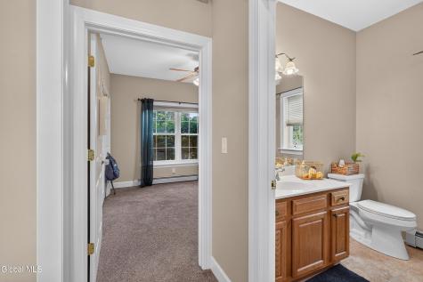 39 Schwaber Drive Niskayuna NY 12309