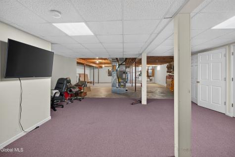 39 Schwaber Drive Niskayuna NY 12309