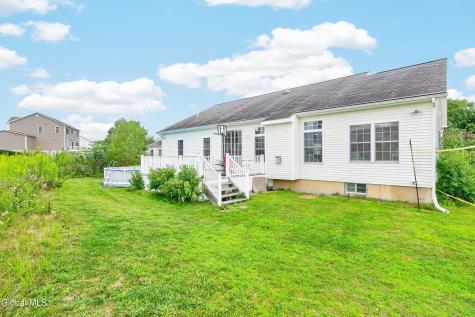 39 Schwaber Drive Niskayuna NY 12309