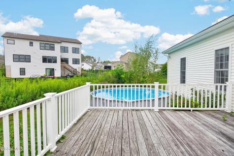 39 Schwaber Drive Niskayuna NY 12309