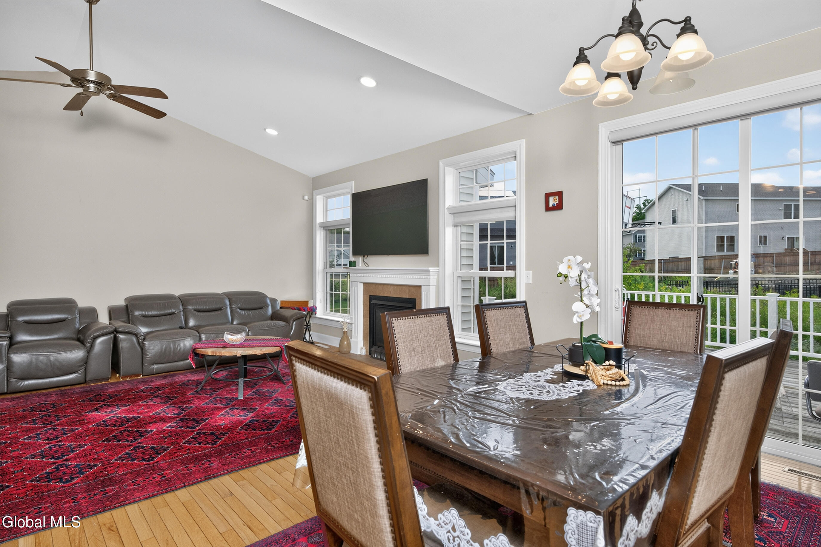 39 Schwaber Drive Niskayuna NY 12309