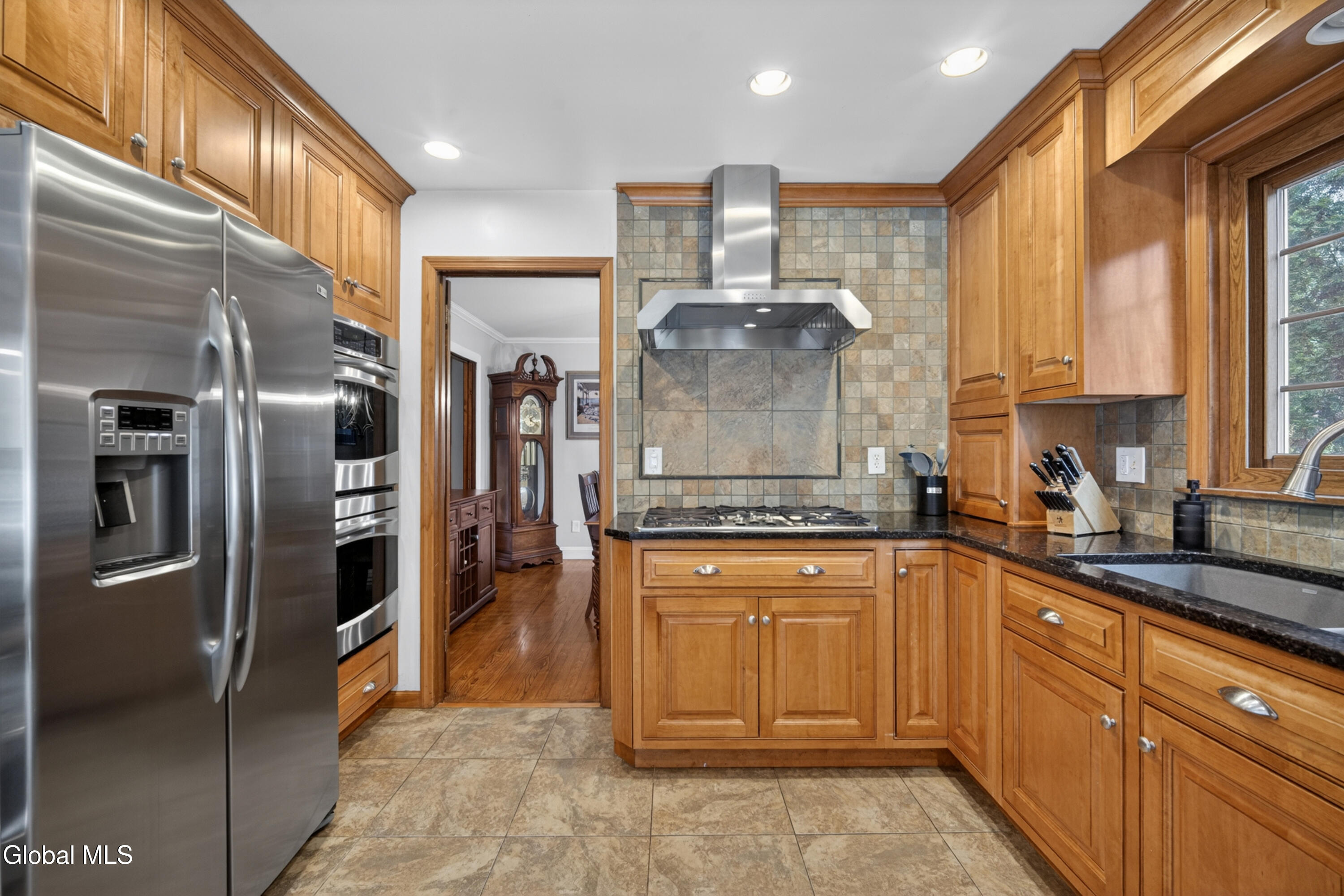 13 Royal Oak Drive Clifton Park NY 12065