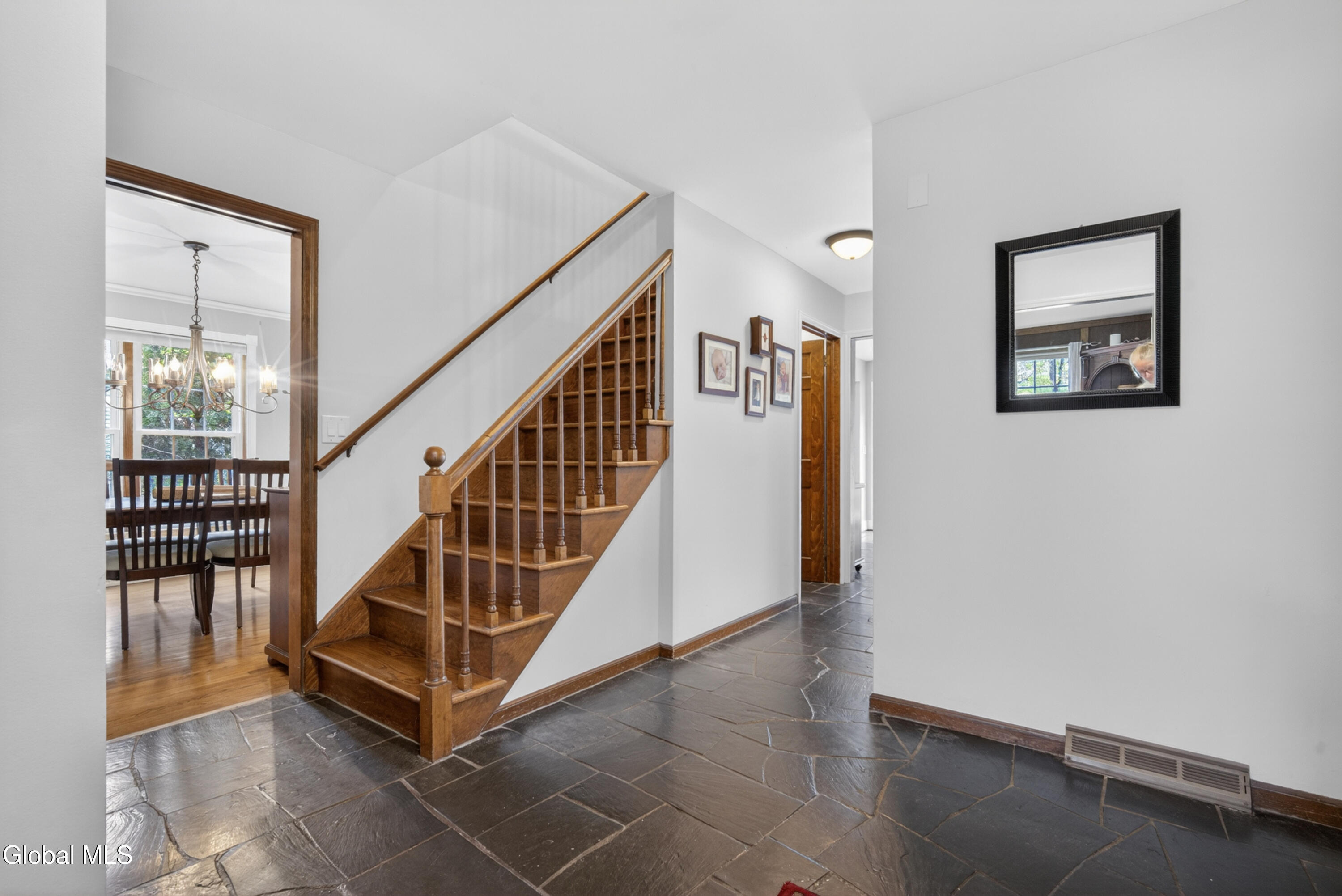 13 Royal Oak Drive Clifton Park NY 12065