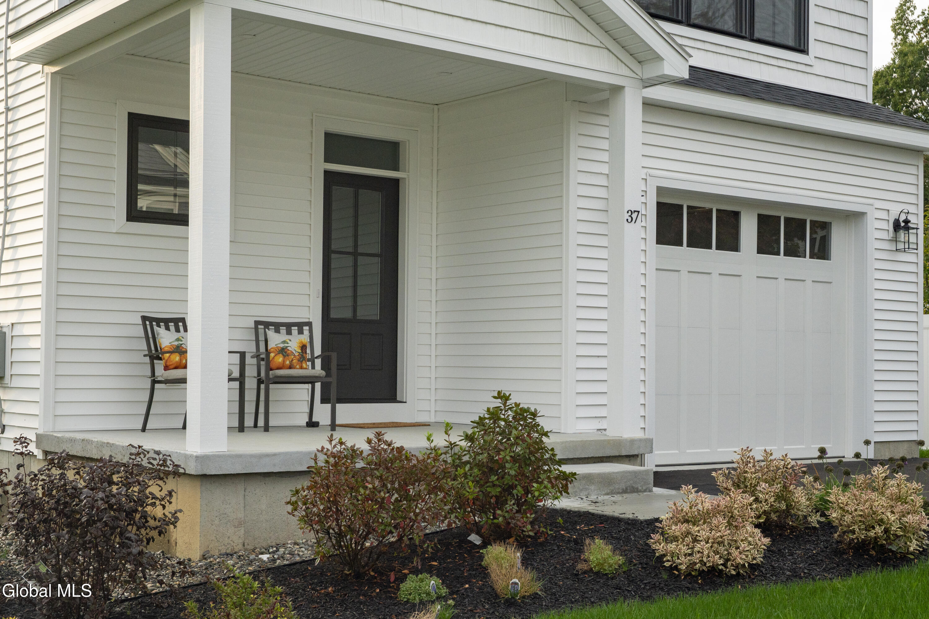 37 Newton Avenue Saratoga Springs NY 12866
