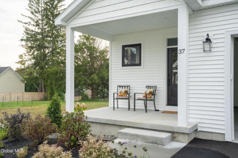 37 Newton Avenue Saratoga Springs NY 12866
