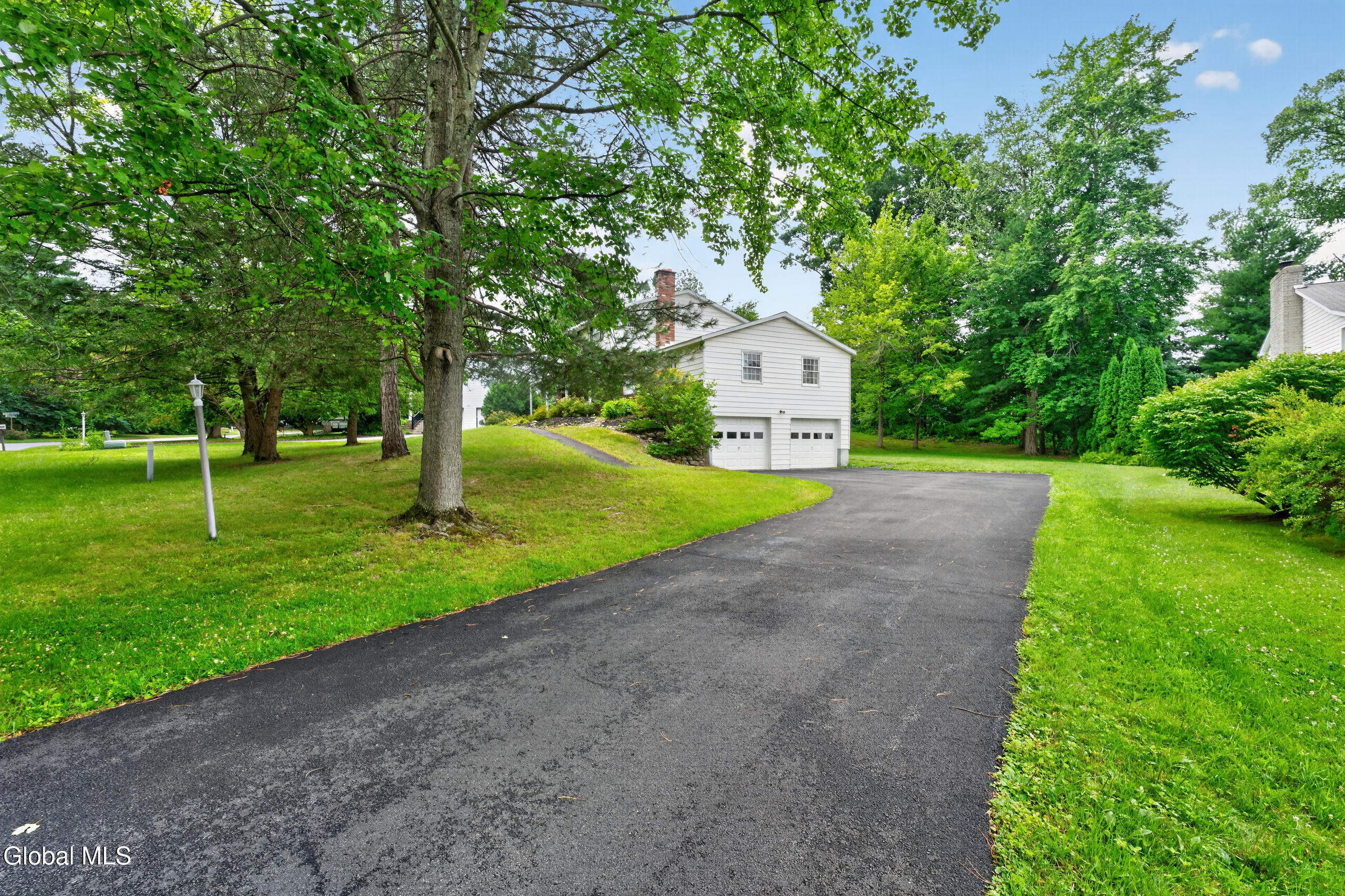 14 Rolling Brook Drive Clifton Park NY 12065