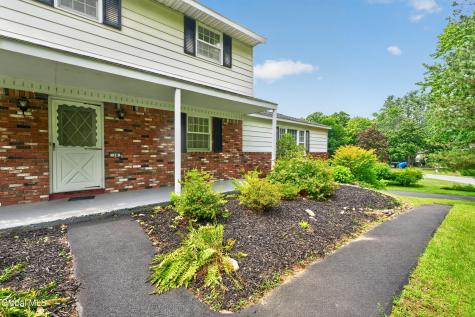 14 Rolling Brook Drive Clifton Park NY 12065