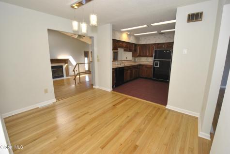 14 Kenlyn Drive Albany NY 12205