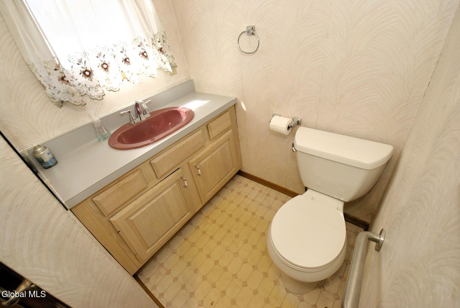 14 Kenlyn Drive Albany NY 12205