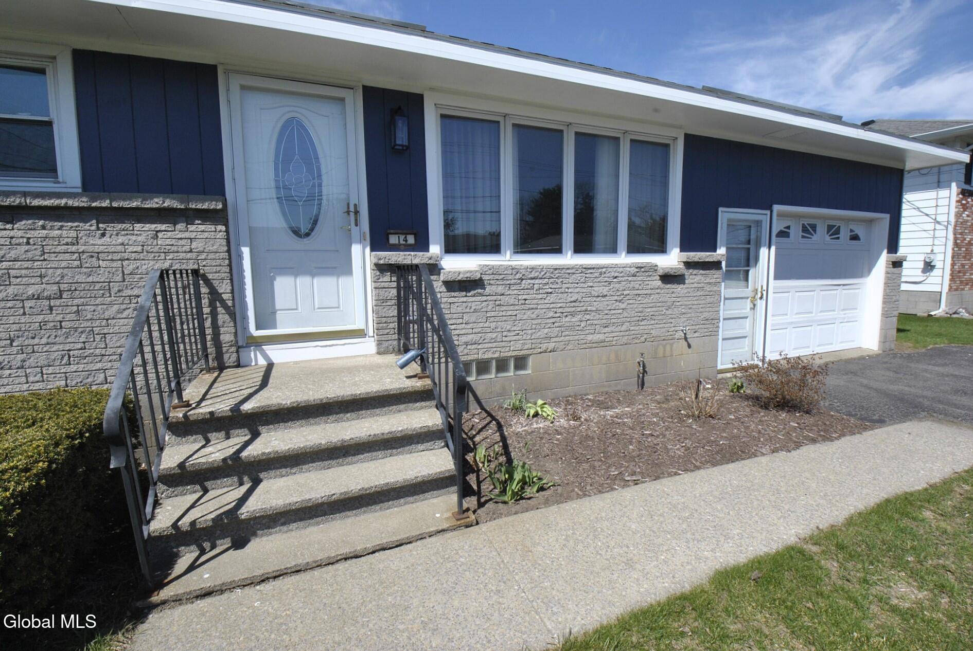 14 Kenlyn Drive Albany NY 12205
