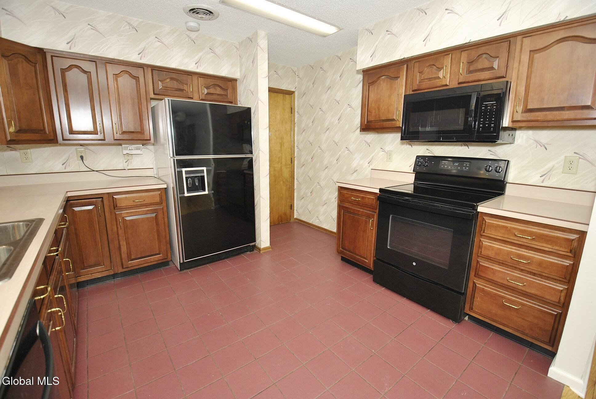 14 Kenlyn Drive Albany NY 12205