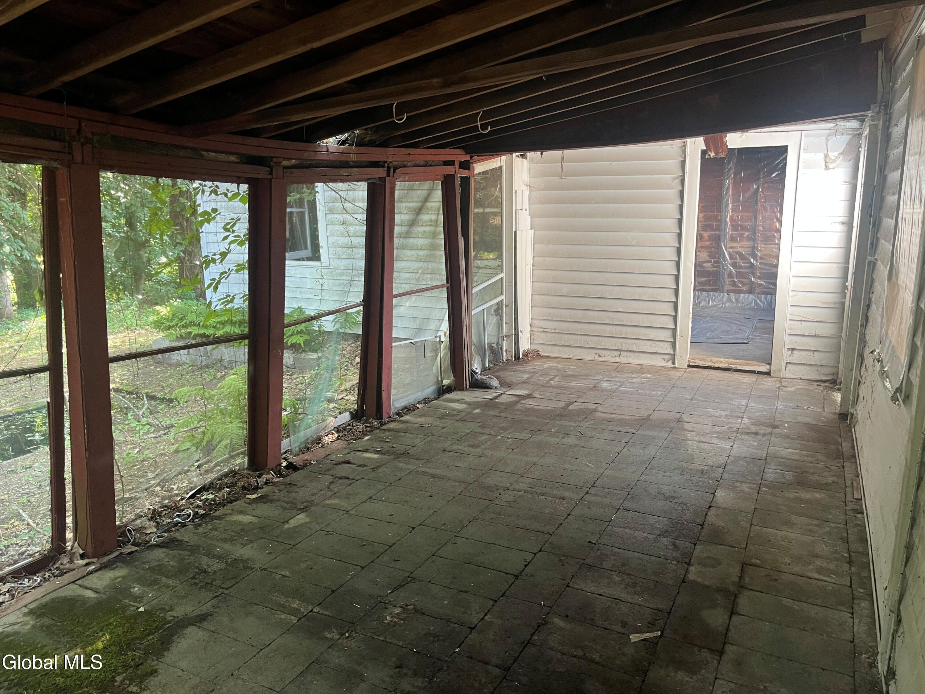 2044 Pyle Road Schenectady NY 12303