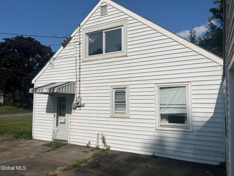 2044 Pyle Road Schenectady NY 12303