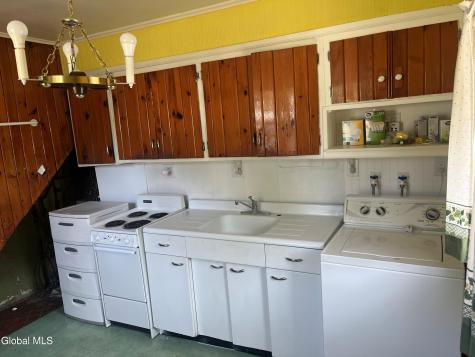 2044 Pyle Road Schenectady NY 12303