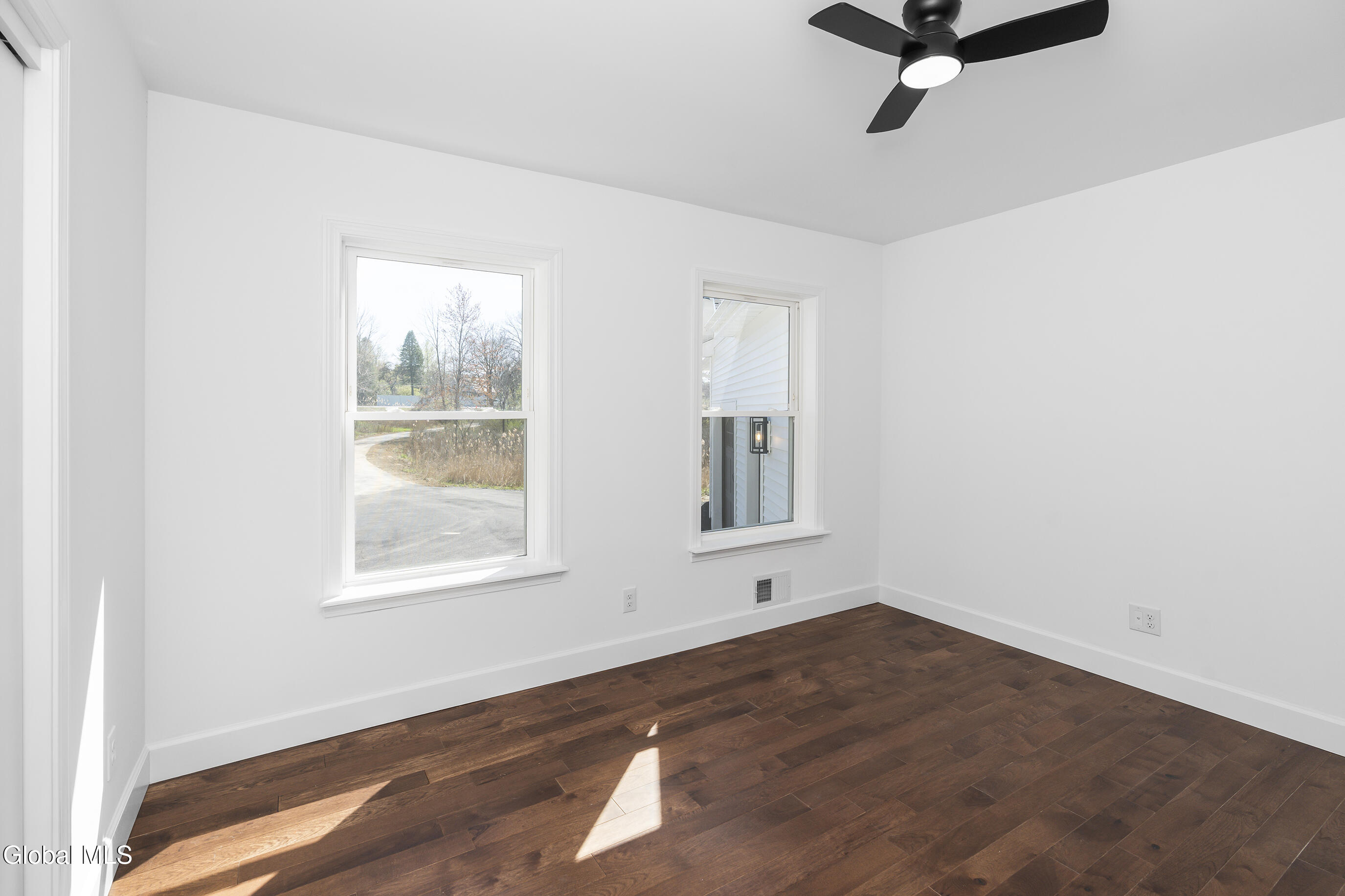 1379 Ny-146 Rexford NY 12148