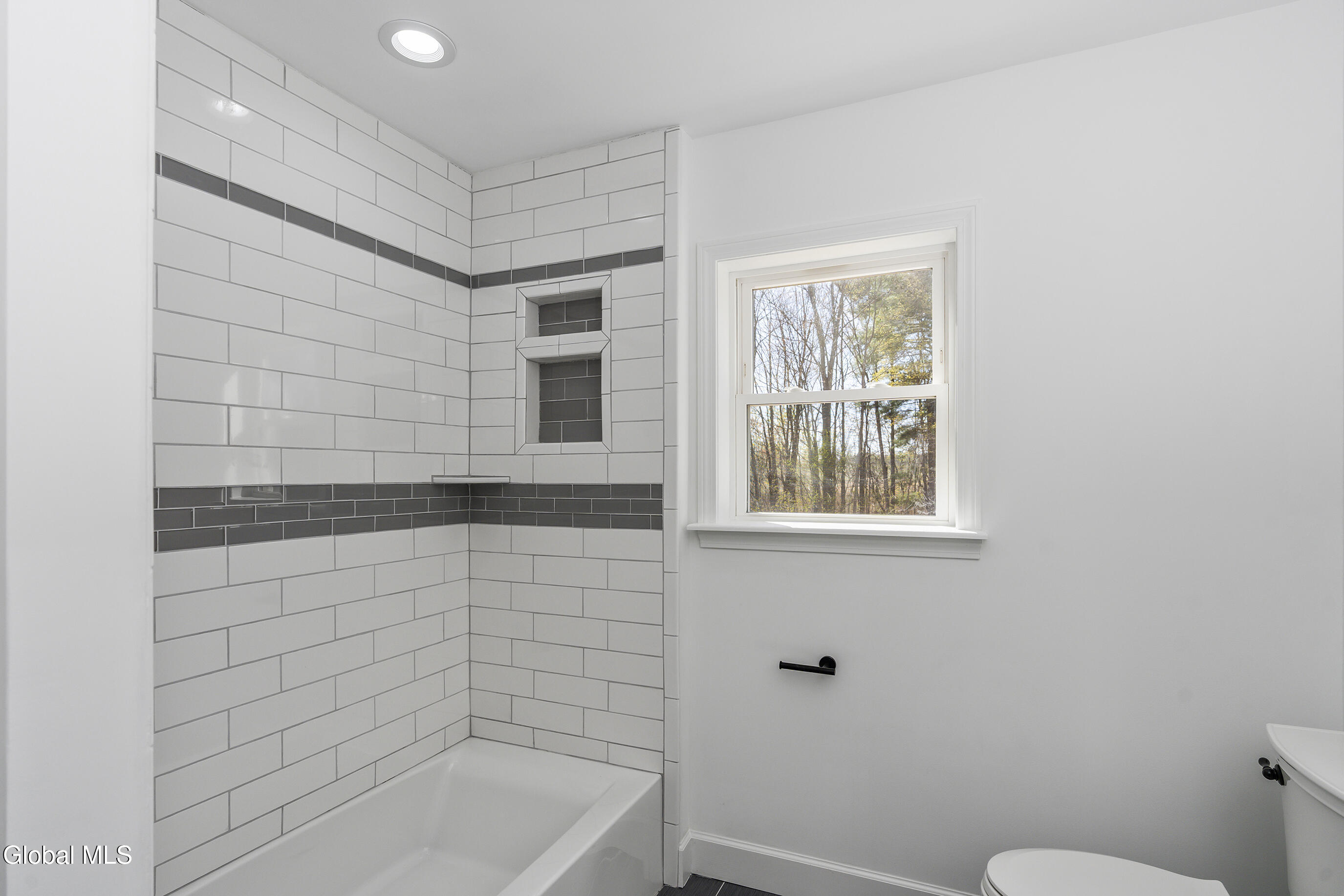 1379 Ny-146 Rexford NY 12148