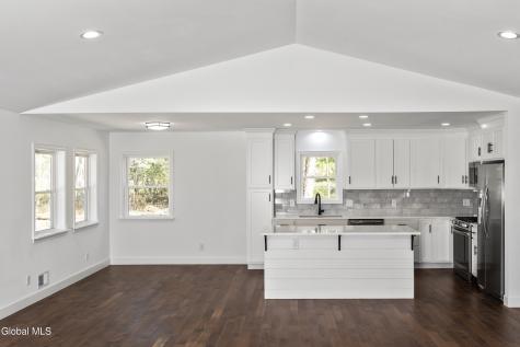 1379 Ny-146 Rexford NY 12148
