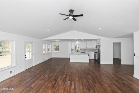1379 Ny-146 Rexford NY 12148