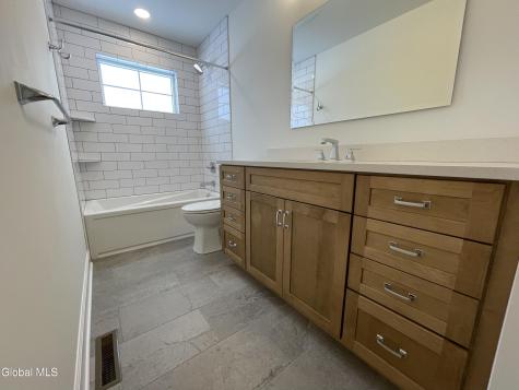 23 Gronczniak Road Stillwater NY 12170